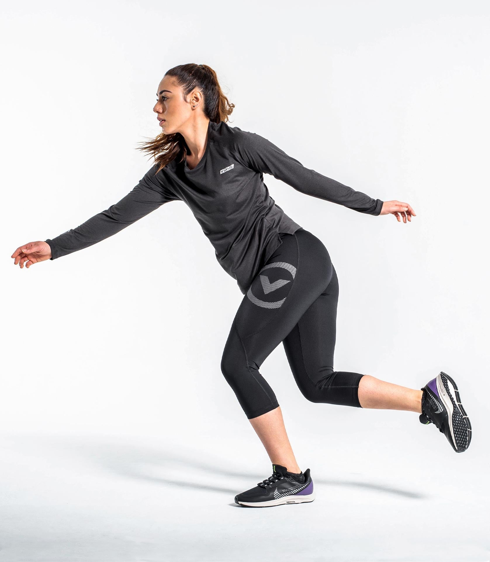 ECo34 Crop Tech Pants - VIRUS® Performance Apparel