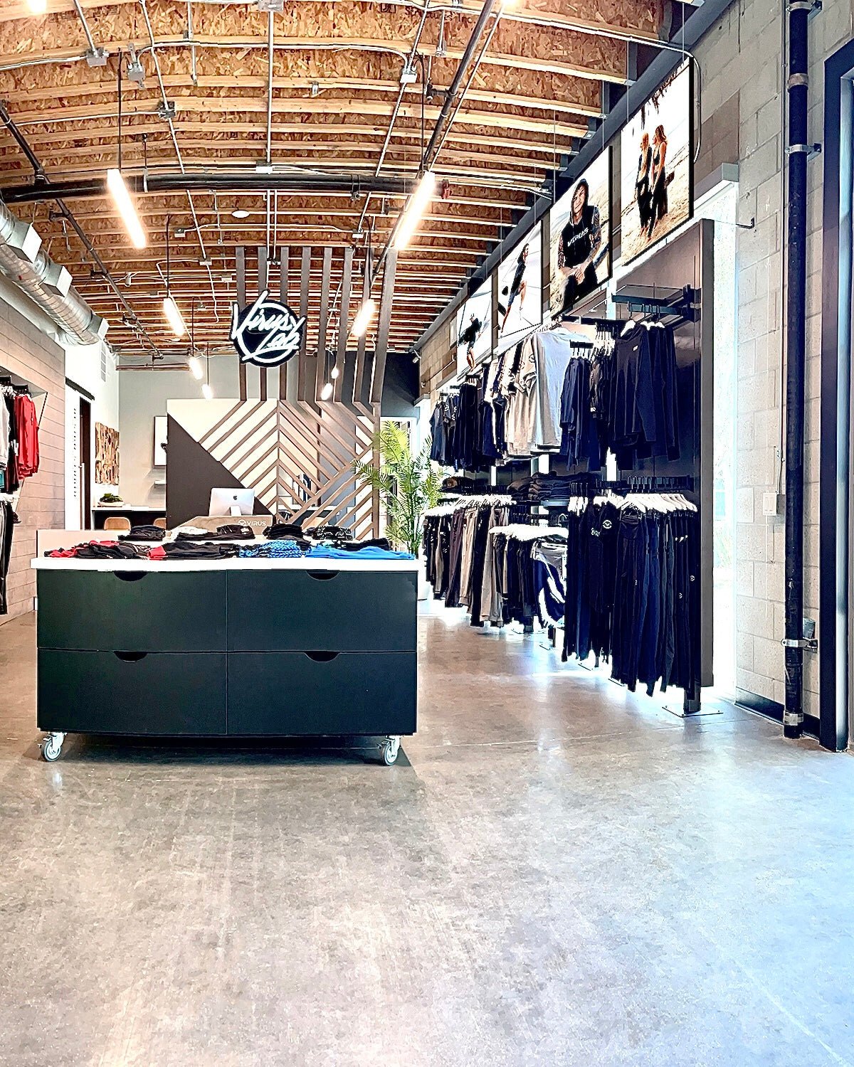 Warehouse Reset - VIRUS® Performance Apparel