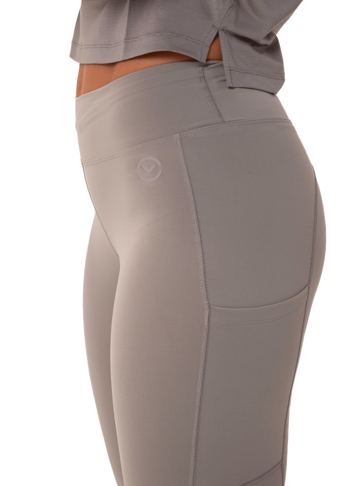 Commuter ⅞ Tech Pants - VIRUS® Performance Apparel